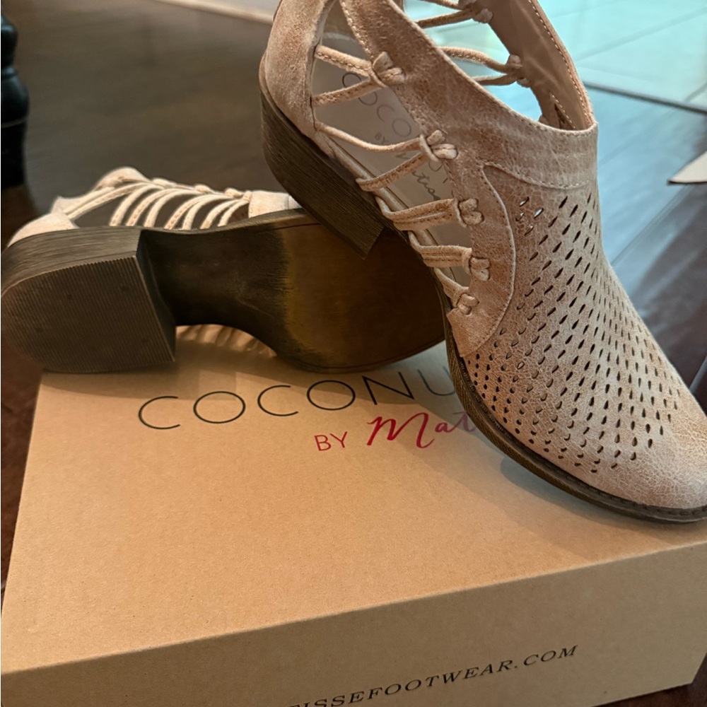 Coconuts by Matisse Beige Cut-Out Ankle Booties